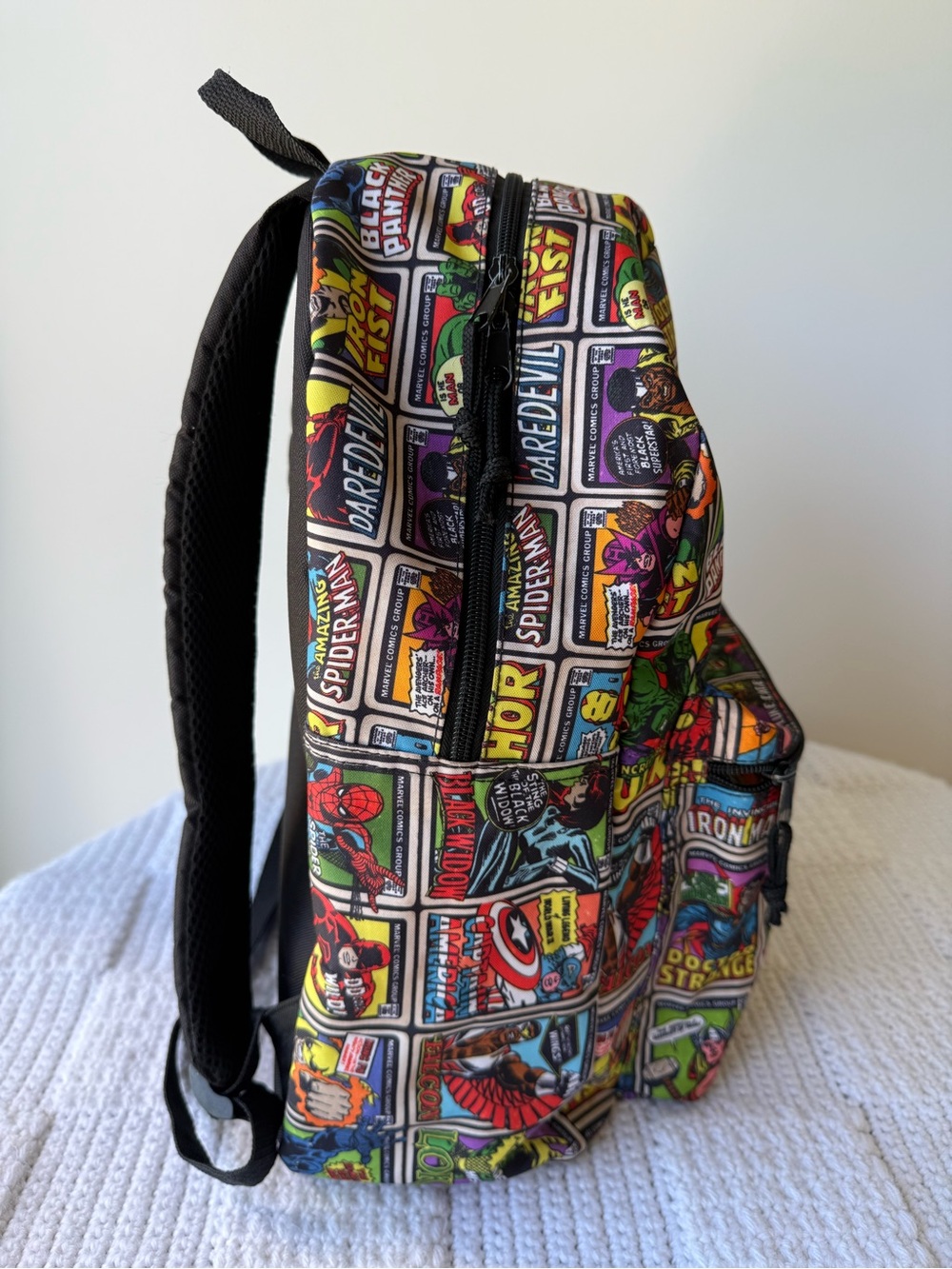 Marvel Comics Print Backpack - Picture 3 of 16